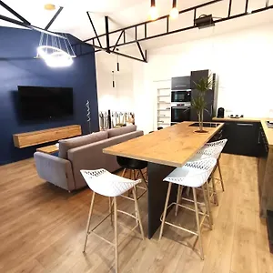 Le Secret 140m2, Proche Sanctuaires, Climatise Apartment